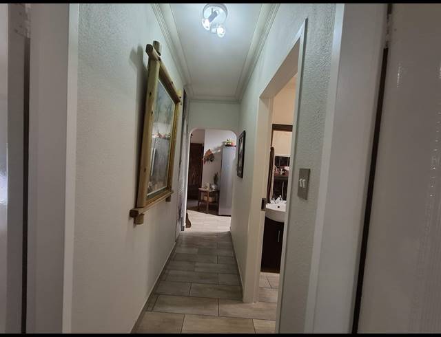4 BEDROOM TOWNHOUSE FOR SALE IN DAL FOUCHE